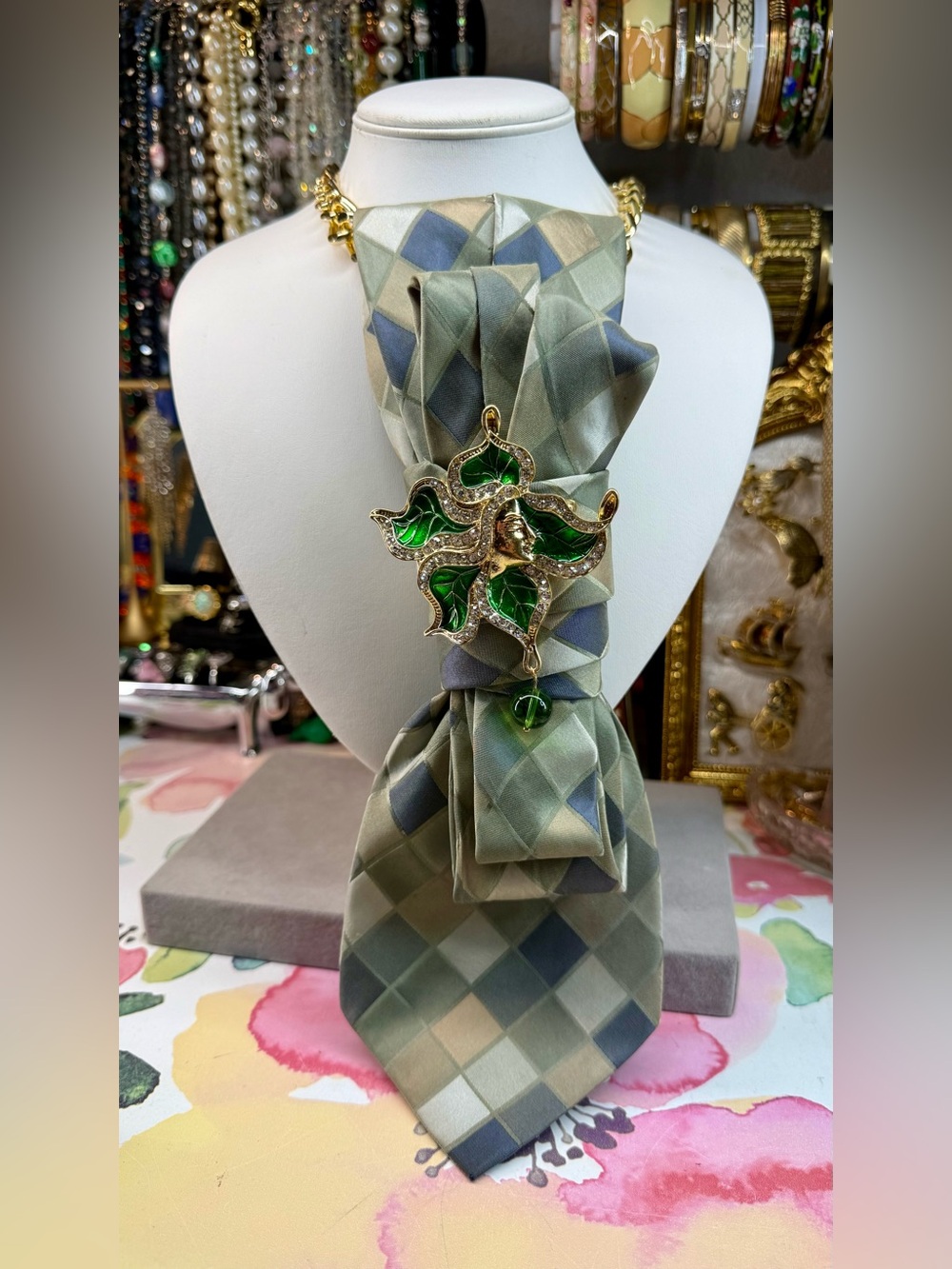 Vintage Necktie necklace with Elegant Green & Gold Enamel Brooch